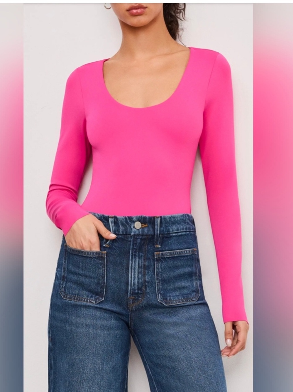 Long-Sleeve Scoop Neck Women’s Top in Hot Pink- Good American - EUC 💘